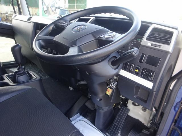 ファイター 　増トン　アルミブロック平ボディ　８．５トン積載　５方開あおり　トーヨーボデー製　床ステンレス張り　ボディ長５．７７ｍ　ワイド幅　ベッドレス（54枚目）