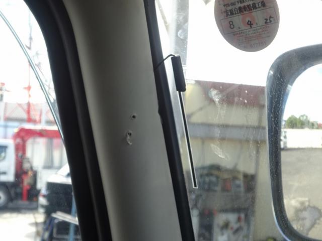 ファイター 　増トン　アルミブロック平ボディ　８．５トン積載　５方開あおり　トーヨーボデー製　床ステンレス張り　ボディ長５．７７ｍ　ワイド幅　ベッドレス（72枚目）