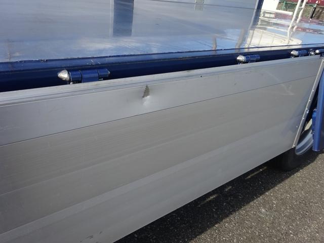 ファイター 　増トン　アルミブロック平ボディ　８．５トン積載　５方開あおり　トーヨーボデー製　床ステンレス張り　ボディ長５．７７ｍ　ワイド幅　ベッドレス（74枚目）