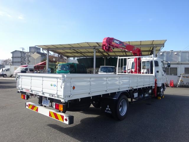 ファイター 　４段クレーン付　古河ユニック製　警報仕様　標準幅　ベッド付　２２５０ｋｇ積載　木製あおり３方開　５．５ｍボディ　床板張り　２４０馬力（4枚目）