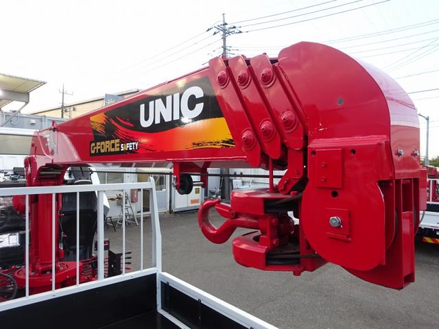 ファイター 　４段クレーン付　古河ユニック製　警報仕様　標準幅　ベッド付　２２５０ｋｇ積載　木製あおり３方開　５．５ｍボディ　床板張り　２４０馬力（12枚目）