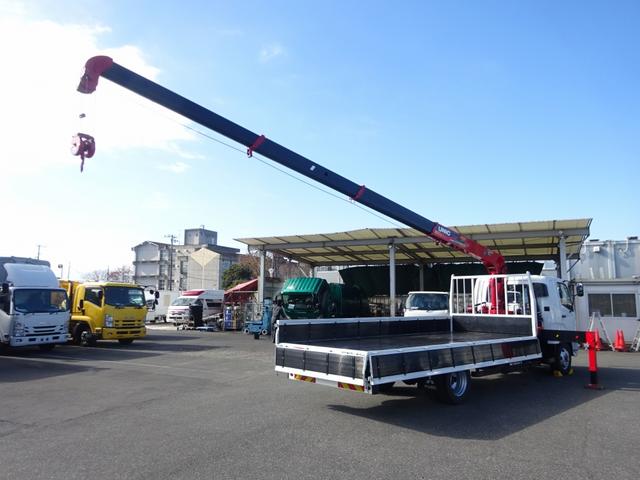 ファイター 　４段クレーン付　古河ユニック製　警報仕様　標準幅　ベッド付　２２５０ｋｇ積載　木製あおり３方開　５．５ｍボディ　床板張り　２４０馬力（32枚目）