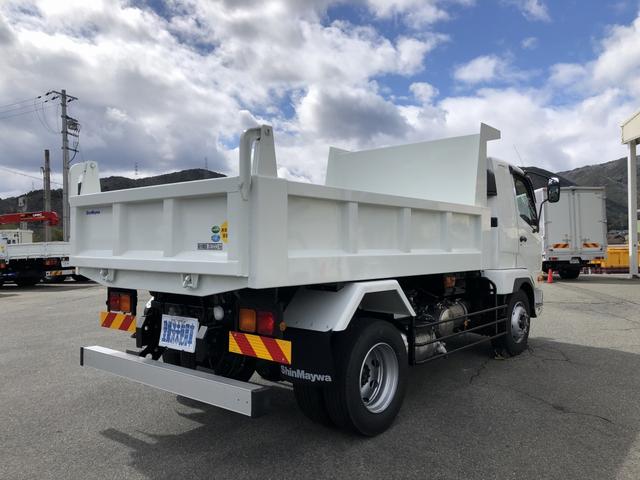 ファイター 　増トン　土砂ダンプ　新明和工業製　８トン積載　３．４ｍボディ　４．０ｍ３　角底　強化一方開　標準幅　ベッド付　リーフサス　油圧式自重計　２４０馬力（4枚目）