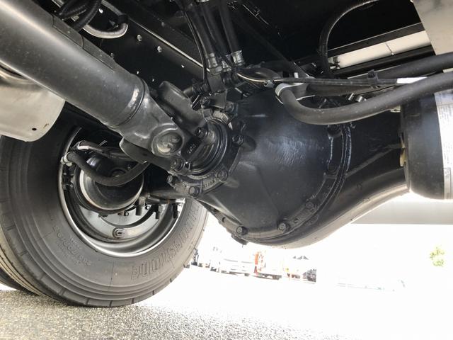 ファイター 　増トン　土砂ダンプ　新明和工業製　８トン積載　３．４ｍボディ　４．０ｍ３　角底　強化一方開　標準幅　ベッド付　リーフサス　油圧式自重計　２４０馬力（43枚目）