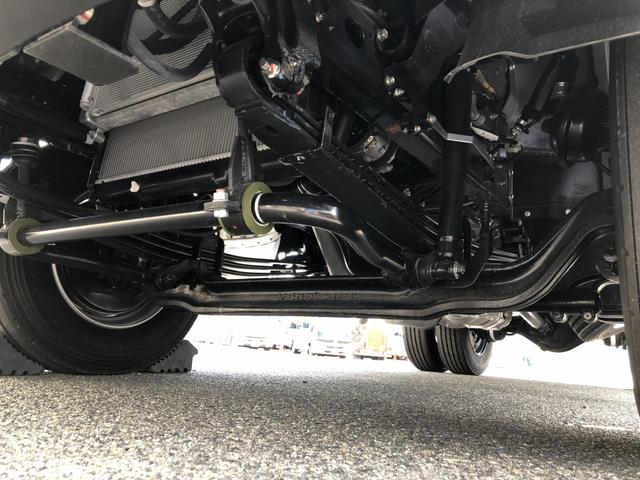 ファイター 　増トン　土砂ダンプ　新明和工業製　８トン積載　３．４ｍボディ　４．０ｍ３　角底　強化一方開　標準幅　ベッド付　リーフサス　油圧式自重計　２４０馬力（48枚目）