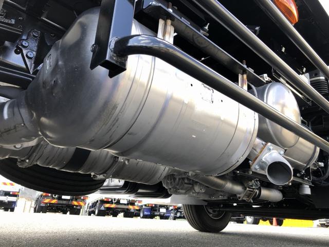 ファイター 　増トン　土砂ダンプ　新明和工業製　８トン積載　３．４ｍボディ　４．０ｍ３　角底　強化一方開　標準幅　ベッド付　リーフサス　油圧式自重計　２４０馬力（50枚目）