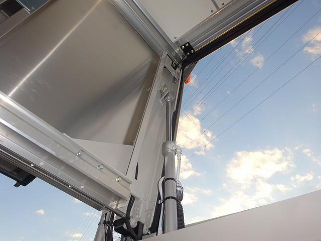 デュトロ 　アルミウイング　日本フルハーフ製　３４５０ｋｇ積載　ワイド　全低床　５ｍ長ボディ　ラッシングレール１段　床板張り　アドブルー不要　準中型７．５ｔ免許対応（22枚目）