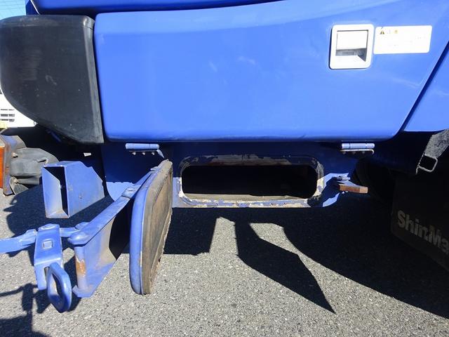 エルフトラック 　プレス式パッカー　４．６ｍ３　新明和工業製　３．３トン積載　連続積込　汚水タンク付　標準幅　１０尺　ルーフキャリア　６速ＭＴ　１５０馬力（26枚目）