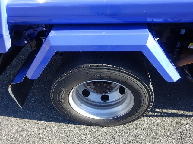 エルフトラック 　プレス式パッカー　４．６ｍ３　新明和工業製　３．３トン積載　連続積込　汚水タンク付　標準幅　１０尺　ルーフキャリア　６速ＭＴ　１５０馬力（38枚目）