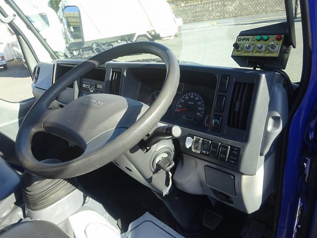 エルフトラック 　プレス式パッカー　４．６ｍ３　新明和工業製　３．３トン積載　連続積込　汚水タンク付　標準幅　１０尺　ルーフキャリア　６速ＭＴ　１５０馬力（70枚目）