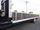 　増トン　平ボディ　８．４ｔ積載　小平産業製　標準幅　ベッド付　５．３ｍボディ　床板張り　木製あおり３方開　あおり開閉補助装置　ロープ穴２対　２４０馬力（21枚目）