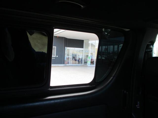 ハイエースバン スーパーGL ダークプライムII 衝突回避システム 運転席助手席エアバック 寒冷地 ESC ドライブレコーダー付 スマートエントリー LEDライト 地デジ エアコン パワーウィンドウ エアバック ワンオーナー車 キーレスエントリー(12枚目)