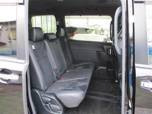 ヴォクシー ZS 煌III プリクラッシュ スマートキ アイスト DVD再生機能 記録簿付き 横滑り防止装置 ナビTV アルミ 三列シート WAC 盗難防止 オートエアコン キーレス ETC装備 パワステ メモリナビ クルコン(16枚目)