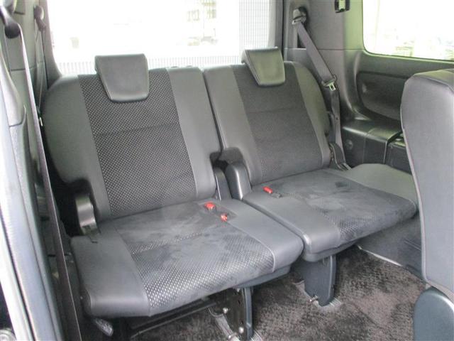 ヴォクシー ZS 煌III プリクラッシュ スマートキ アイスト DVD再生機能 記録簿付き 横滑り防止装置 ナビTV アルミ 三列シート WAC 盗難防止 オートエアコン キーレス ETC装備 パワステ メモリナビ クルコン(17枚目)