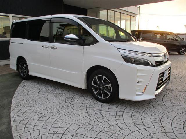 ヴォクシー ZS 煌 地上デジタル TSS 両側パワードア アイドリングストップ車 パワーウィンド 横滑防止 1オーナ 整備記録簿 DVD可 盗難防止装置 スマートエントリー Bカメラ LEDヘッドライト メモリーナビ(6枚目)