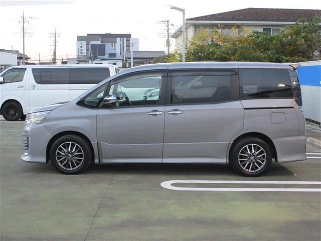 ヴォクシー ZS 煌 地上デジタル 両側パワードア アイドリングストップ車 パワーウィンド 横滑防止 整備記録簿 DVD可 フルフラットシート 盗難防止装置 スマートエントリー Bカメラ AUX LEDヘッドライト ETC(5枚目)