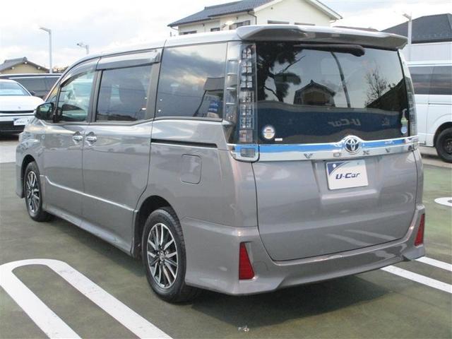 ヴォクシー ZS 煌 地上デジタル 両側パワードア アイドリングストップ車 パワーウィンド 横滑防止 整備記録簿 DVD可 フルフラットシート 盗難防止装置 スマートエントリー Bカメラ AUX LEDヘッドライト ETC(6枚目)