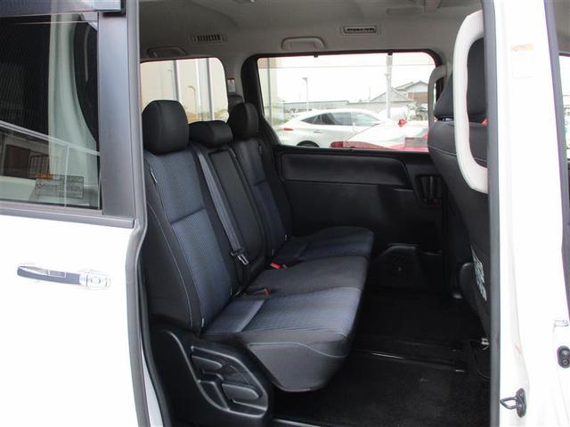 ヴォクシー ＺＳ　煌ＩＩ　スマートキー・プッシュスタート　バックガイドモニター　セキュリティアラーム　両側パワスラドア　１オーナー　ＥＴＣ車載器　地デジテレビ　記録簿付き　ＶＳＣ　ＬＥＤライト　助手席エアバック　ＡＣ　パワステ（17枚目）