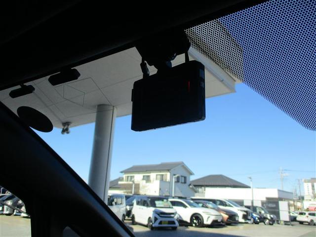 ヴォクシー ZS 煌III プリクラッシュ スマートキ アイスト 記録簿付き 横滑り防止装置 ナビTV アルミ 三列シート WAC 盗難防止 オートエアコン キーレス ETC装備 パワステ メモリナビ クルコン ABS ドラレコ(14枚目)