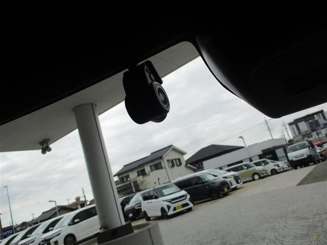 タント カスタムＸ　衝突軽減ブレーキ　ナビＴＶ　盗難警報装置　ＬＥＤ　ＥＴＣ　ワンオーナー　キーレスエントリー　スマキー　フルセグＴＶ　エアコン　Ｗエアバッグ　ＤＶＤ　パワステ　サイドエアバッグ　エアバッグ　ＡＢＳ（12枚目）