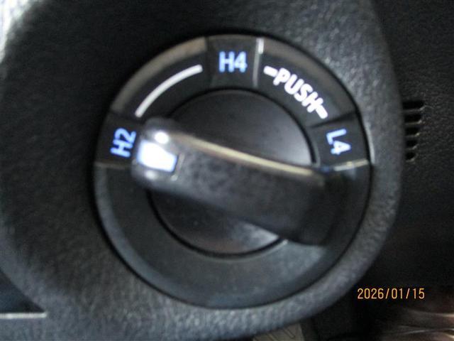 ハイラックス Ｚ　プリクラッシュＳ　キーフリーシステム　フルセグ地デジ　運転席助手席エアバック　バックモニタ　パワーウインドウ　ＥＴＣ搭載　定期点検記録簿　ナビ＆ＴＶ　スマートキー＆プッシュスタート　カーテンエアバック（19枚目）