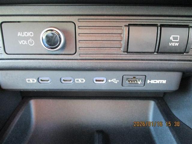 �e�[�q��S���̓J�����̃{�^���A�I�[�f�B�I�n�m�^�n�e�e�X�C�b�`�ł��B