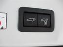 電動バックドアつきです。