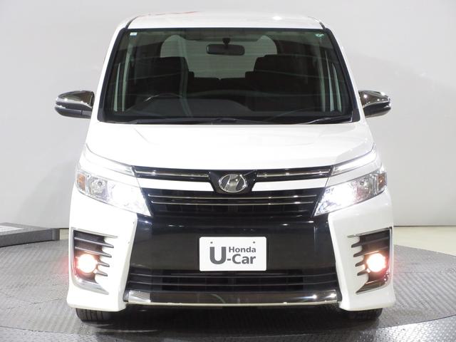 ヴォクシー ＺＳ煌　禁煙車　ワンオーナー　トヨタ純正メモリーナビ　Ｂｌｕｅｔｏｏｔｈ　ＥＴＣ　リアカメラ　両側電動スライドドア　ＬＥＤヘッドライト　フォグライト　オートエアコン　スマートキー　１６インチアルミホイール（6枚目）
