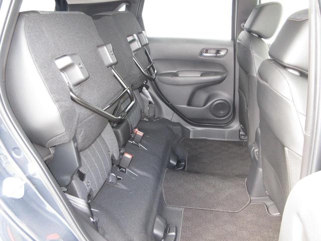 フィット ｅ：ＨＥＶホーム　／試乗車ＵＰ／禁煙車／ホンダセンシング／９インチナビ／ＢＴＡ／ＵＳＢ／フルセグ／音楽録音再生／ＤＶＤ／ＣＤ／Ｒカメラ／ＥＴＣ／Ｐセンサー／オートエアコン／ＬＥＤヘッドライト／スマートキー／　ＬＫＡ（15枚目）