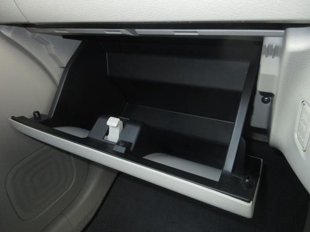 アルトラパン Ｘ　純正コネクトディスプレイオーディオＢｌｕｅｔｏｏｔｈＲカメラ　レーダーブレーキサポート装着車　ＵＳＢ入力　シートヒータ　Ｉストップ　セキュリティー　スマートキープッシュスタート　運転席助手席エアバッグ（13枚目）