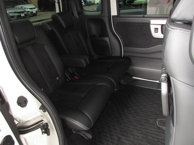 Ｎ－ＢＯＸカスタム Ｌターボスタイル＋ブラック　ワンオーナー　禁煙車　パナソニック９インチナビ　フルセグテレビ　Ｂｌｕｅｔｏｏｔｈ　前後ドラレコ　ローダウン　両側電動スライドドア　シートヒーター　ＬＥＤヘッドライト　１５インチアルミホイール　ＥＴＣ（17枚目）