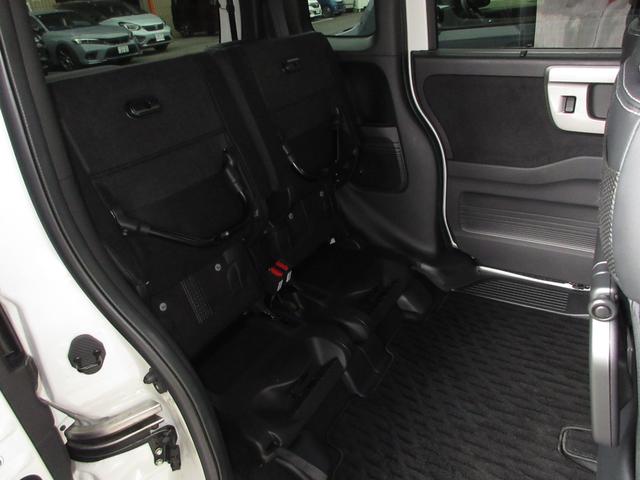 Ｎ－ＢＯＸカスタム Ｌターボスタイル＋ブラック　ワンオーナー　禁煙車　パナソニック９インチナビ　フルセグテレビ　Ｂｌｕｅｔｏｏｔｈ　前後ドラレコ　ローダウン　両側電動スライドドア　シートヒーター　ＬＥＤヘッドライト　１５インチアルミホイール　ＥＴＣ（18枚目）