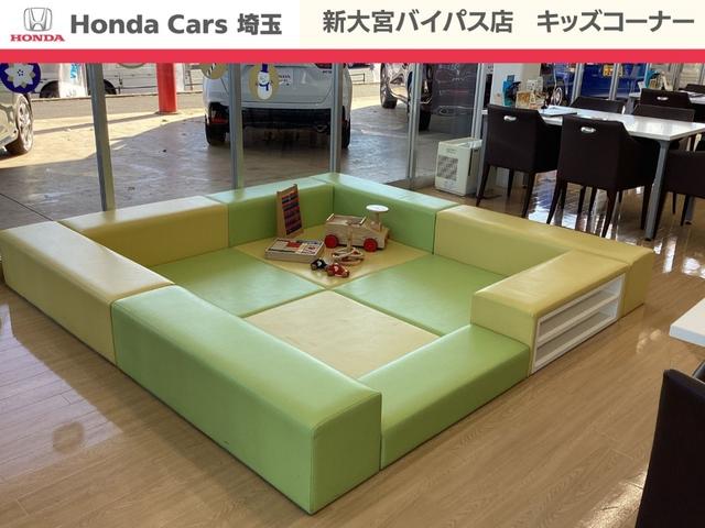 フリード エアー　禁煙車ホンダセンシング純正メモリーナビＢｌｕｅｔｏｏｔｈＥＴＣＲカメラワンオーナー　両側自動ドア　リヤカメラ　踏み間違い防止装置　ＡＡＣ　パーキングセンサー　ＵＳＢ　キーレス　横滑り防止　ＬＥＤライト（46枚目）