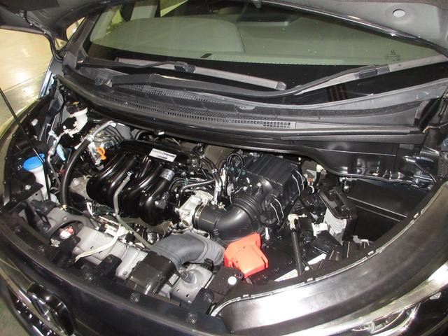 フリード Ｇ・ホンダセンシング　純正９インチメモリーナビ　雹害車　ドラレコＥＴＣＲカメラワンオーナー　両電動スライドドア　ブレーキサポート　エコアイドル　Ｂモニター　ワンオナ　横滑り防止機能　定期点検記録簿　Ｄレコ　キーレス（3枚目）