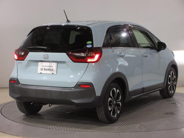 フィット クロスター　禁煙車　ワンオーナー　点検パック当社実施済み　８インチナビ　Ｂｌｕｅｔｏｏｔｈ　フルセグ　リアカメラ　ＥＴＣ　ＬＥＤヘッドライト　純正前後ドラレコ　純正１６インチアルミホイール　アダプティブクルーズ（12枚目）