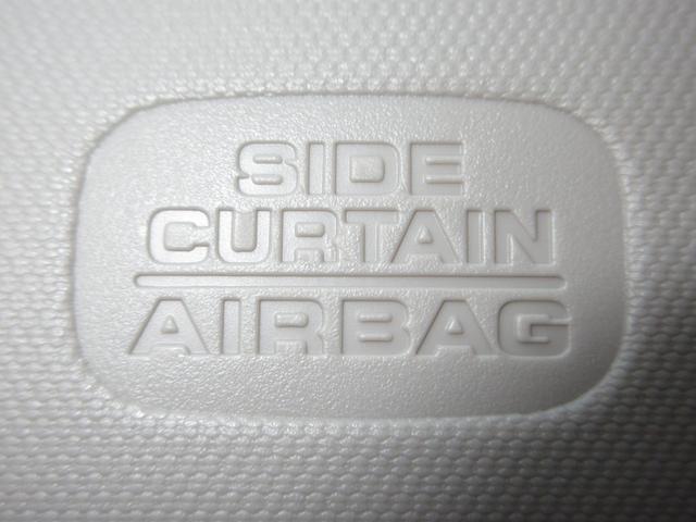 フリード クロスター　禁煙車ホンダセンシング純正１１．４インチメモリーナビＢｌｕｅｔｏｏｔｈドラレコＥＴＣＲカメラワンオーナー　パーキングセンサー　ＥＣＯＮモード　ＬＥＤヘッドランプ　フルオートエアコン　ＥＳＣ　ＵＳＢ（12枚目）