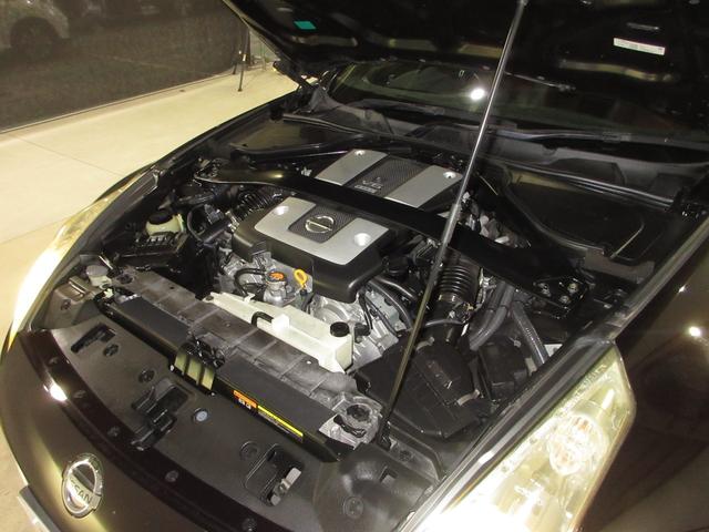 フェアレディＺ ロードスターバージョンＳＴ　禁煙車　日産純正ナビ　フルセグテレビ　Ｂｌｕｅｔｏｏｔｈ　ミュージックサーバー　ドラレコ　シートヒーター　ＥＴＣ　ディスチャージヘッドライト　オートライト　１８インチアルミホイール　バックカメラ（2枚目）