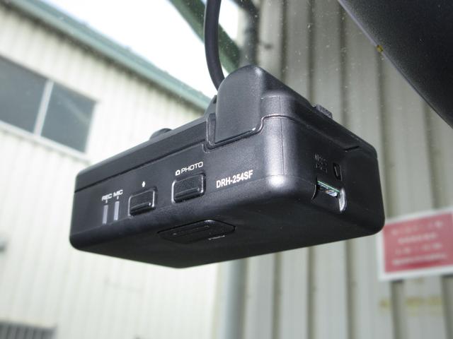 フリード エアー　元当社デモカー■禁煙車■１１．４インチナビ■バックカメラ■フルセグ■ＣＤ■ＤＶＤ■ＢＴ■前ドラレコ■ＥＴＣ■踏み間違い防止装置■パーキングセンサー■ＬＥＤライト■スマートキー（6枚目）