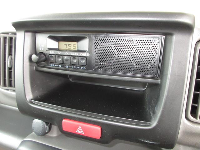 ＮＶ１００クリッパーバン ＤＸ　セーフティパッケージ　禁煙車■キーレスリモコン■ＡＢＳ■衝突軽減装置■横滑り防止装置■障害物センサー■レーンアシスト■二席エアーバック■純正ＡＭ／ＦＭラジオ■ドアバイザー（4枚目）
