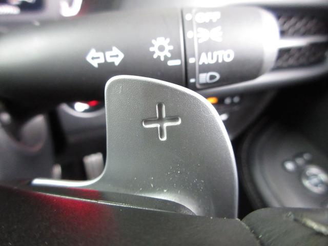 ＺＲ－Ｖ Ｚ　禁煙車ホンダセンシングホンダコネクトディスプレイＢｌｕｅｔｏｏｔｈＥＴＣＲカメラワンオーナー　衝突被害軽減　サイドエアバッグ　横滑り防止装置　電動トランク　Ｂカメラ　ナビＴＶ　ターボ　Ｐセンサー（14枚目）