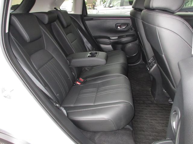 ＺＲ－Ｖ Ｚ　禁煙車ホンダセンシングホンダコネクトディスプレイＢｌｕｅｔｏｏｔｈＥＴＣＲカメラワンオーナー　衝突被害軽減　サイドエアバッグ　横滑り防止装置　電動トランク　Ｂカメラ　ナビＴＶ　ターボ　Ｐセンサー（17枚目）