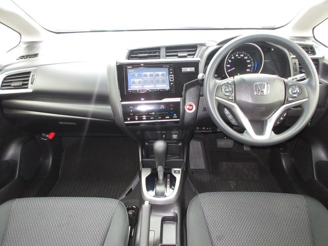 フィット １３Ｇ・Ｌホンダセンシング　純正メモリーナビＢｌｕｅｔｏｏｔｈドラレコＥＴＣＲカメラワンオーナー　１オーナー車　禁煙　カーテンエアバック　横滑防止　ＤＶＤ　ドライブレコーダー装着車　ＬＥＤヘッド　ＵＳＢ　フルオートエアコン（10枚目）