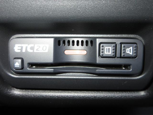 ステップワゴンスパーダ スパーダホンダセンシング　／ワンオーナー／禁煙車／９インチナビ／ＢＴＡ／ＵＳＢ／フルセグ／音楽録音再生／ＤＶＤ／ＣＤ／全周囲カメラ／ＥＴＣ２．０／ドラレコ／両側パワスラ／ＬＥＤヘッドライト／スマートキー／純正アルミホイール／（7枚目）