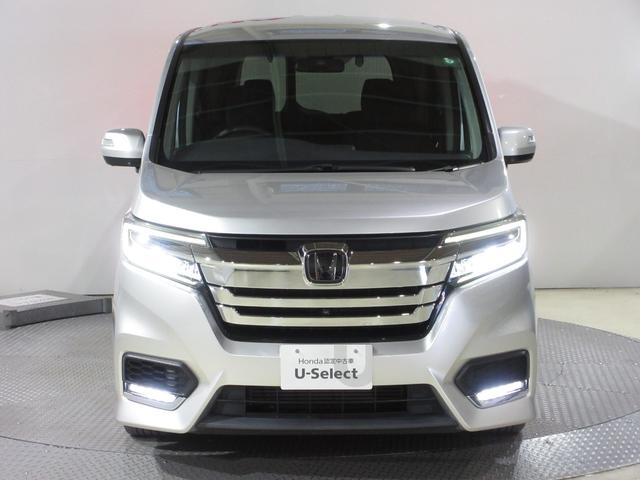 ステップワゴンスパーダ スパーダホンダセンシング　／ワンオーナー／禁煙車／９インチナビ／ＢＴＡ／ＵＳＢ／フルセグ／音楽録音再生／ＤＶＤ／ＣＤ／全周囲カメラ／ＥＴＣ２．０／ドラレコ／両側パワスラ／ＬＥＤヘッドライト／スマートキー／純正アルミホイール／（9枚目）