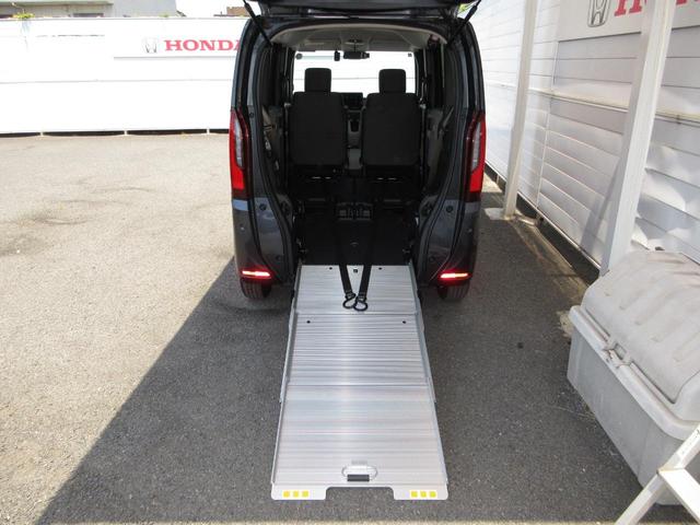 Ｎ－ＢＯＸ スロープ　●福祉車両（車いす仕様車）●元試乗車　●令和７年１月登録　●走行１千キロ　●純正９インチナビ　●リアカメラ　●ＥＴＣ　●ドラレコ　●Ｂｌｕｅｔｏｏｔｈ　ＡＵＤＩＯ　●ホンダセンシング　●禁煙車（17枚目）