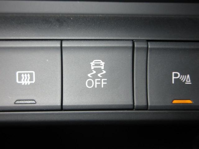 ＥＳＰ（車両挙動安定化制御システム）とは、従来の車輪のロックを防ぐＡＢＳ、車輪の空転を抑制するＴＣＳに加え、クルマの横滑り、曲がるを制御し、走る・曲がる・止まるの全領域で安定性を確保するシステムです。