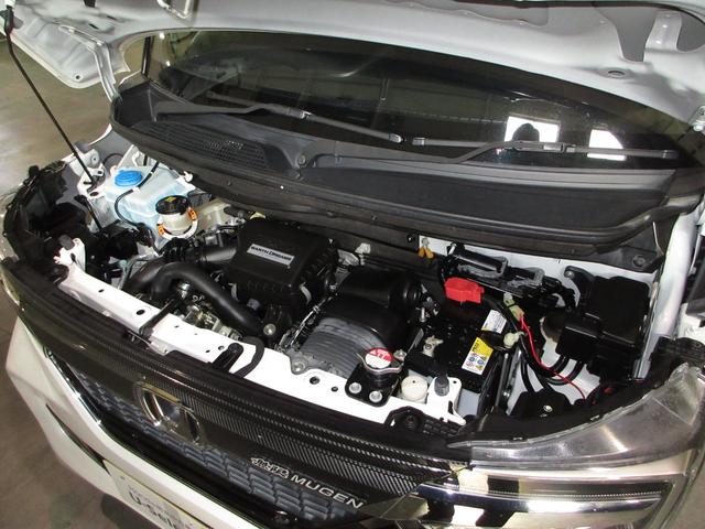 Ｎ－ＢＯＸカスタム Ｇ・Ｌターボホンダセンシング　禁煙車　ワンオーナー　純正８インチナビ　ミュージックサーバー　Ｂｌｕｅｔｏｏｔｈ　ＵＳＢ　フルセグ　リアカメラ　ＥＴＣ　パドルシフト　サイドカーテンエアバッグ　両側電動ドア　ＬＥＤヘッドライト　ＶＳＡ（4枚目）