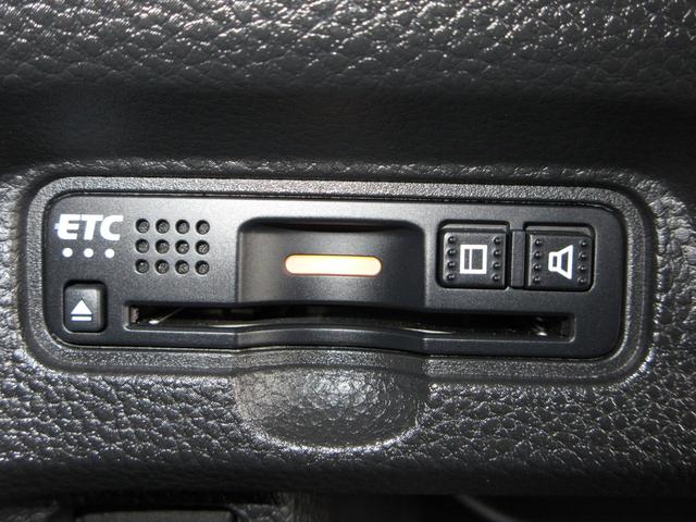 Ｎ－ＢＯＸカスタム Ｇ・Ｌターボホンダセンシング　禁煙車　ワンオーナー　純正８インチナビ　ミュージックサーバー　Ｂｌｕｅｔｏｏｔｈ　ＵＳＢ　フルセグ　リアカメラ　ＥＴＣ　パドルシフト　サイドカーテンエアバッグ　両側電動ドア　ＬＥＤヘッドライト　ＶＳＡ（13枚目）