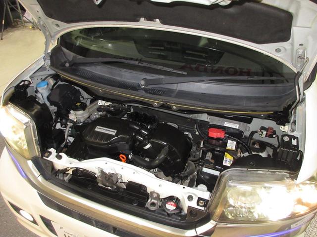 Ｎ－ＢＯＸカスタム Ｇ・Ｌパッケージ　禁煙車　純正メモリーナビ　ＥＴＣ　リアカメラ　ドアバイザー　フルオートエアコン　アイドリングストップシステム　ディスチャージヘッドライト　フォグライト　ヒルスタートアシスト　１４インチアルミホイール（6枚目）