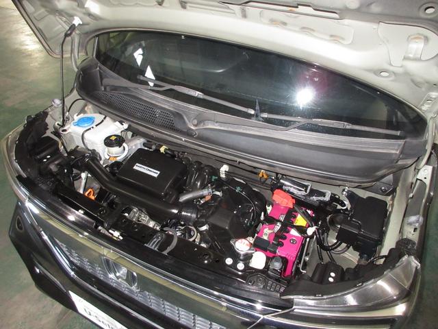 N-BOXカスタム G・Lホンダセンシング 純8インチ正メモリーナビBluetoothETCRカメラワンオーナー 禁煙 助手席エアバッグ キーレス シートH アイドリングST セキュリティーアラーム スマ-トキ- リアカメラ 前車追従機能(4枚目)